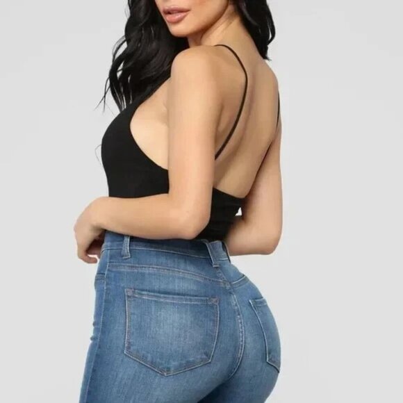 Sleek and Slay Black Bodysuit - Picture 2 of 9